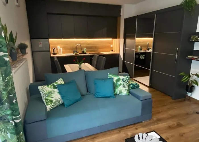 Em Room